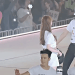 [NCT] 회사 이사님과 <b>포옹</b>이 가능한 사람이 있다??