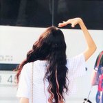 근데 남자애들도 연예<b>인덕</b>질 따로 여친사귀는거