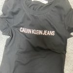 [댓글부탁해] <b>캘빈</b> 반팔 이상한지 봐조 ㅠ