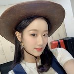 야 인가 컨셉 카우보이인가봄...
