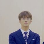 진짜 22살중에 <b>양복</b> 제일 잘어울리는 거 이마크 ㅅㄱ