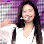 김민주 보고싶어  ㅠㅠ