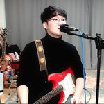 나 알바하다가 아이돌 봤었음