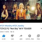 [드루와] <b>ITZY</b> 티저 떠서 보고 왔는데