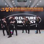 이맠크 <b>멀리</b>뛰기 개잘한다