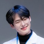 눈으로 꿀 <b>생산</b>하는 남돌봐봥,,