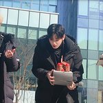 [모두드루와] 남돌들 화들짝 놀라는짤 풀어보자