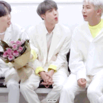 [방탄소년단] 방탄에서 첫째 둘째 <b>리더</b>를 맡고있지만