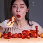 <b>푸</b><b>메</b>