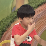 누가 이거 <b>틀니</b>끼우는거같다 그랫는데