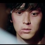 강동원 <b>이사진</b> 노잼봇닮지않았냐