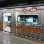 [속보] 종로3가역 정체불명 연기…열차 무<b>정차</b> 통과