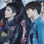 [EXO] 엑소 맏<b>형들</b>(얼음물즈) 얼굴 정말 잘났다