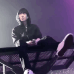 <b>찬열</b>이 잘생겼네 엄청