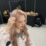 와 나 성인되면 <b>예린</b> 머리색 하고싶음
