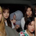 <b>채연이</b> 그렇게 머리 가리더니