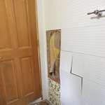 [꼭조언부탁] <b>펜션</b> 손님이 기물을 파손하고 가셨어요ㅠㅠ 조언 꼭...