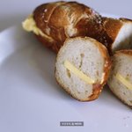 [<b>BL</b>] 빵에 버터 끼워먹어도 맛있음