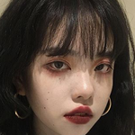 [댓글부탁해] 이사진 립이랑 섀도우 뭘까...?