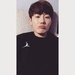 [댓글부탁해] 얘두라 나 내일 <b>졸사</b> 찍는데