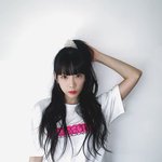 태연 <b>흑발</b>에 앞머리 개이뻐 진짜 개이뻐