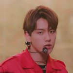 [EXO] 백현이 자꾸 <b>어려</b>져?
