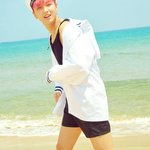 위영 이동혁 <b>세라</b>복 안에 검정 나시 입힌게..