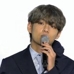 첫번째로 얻은 간담회 <b>뷔사진</b> 뜸