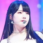 <b>순진</b>한 매력 얼굴로 말해주는 여돌