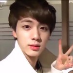 김석진 <b>데뷔</b>초 <b>사진</b>중에 개쩌는거