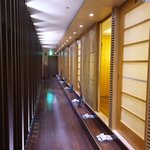 이<b>시국</b>에 이런 식당 가도될까