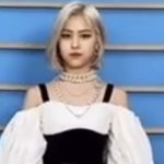 헐 이거 약간 <b>류진</b> 실물하고 느낌 비슷할거같음