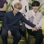 [알페스] 서로의 <b>다리</b>를 너무 좋아하는 수짐