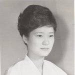 <b>위에</b> 언급되는 아이돌 길가다 똥밟음