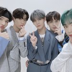 팬들한테 애정표현 진짜 잘해주는 남돌