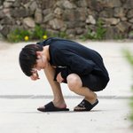 ㅇㅏ..<b>송충</b>이보다 못한 인생