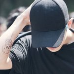 <b>찬열</b> 타투 이쁜데