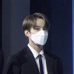 [NCT] 정우 <b>염색</b>에 수트까지