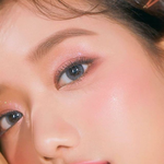 에이프릴 나은이 찍은 광고들