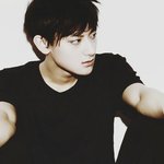 근데 생각해보니 <b>타오</b> 잘생김