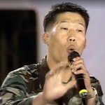 <b>울</b> <b>오빠</b> 군복입고 레전드 찍음 봐봐