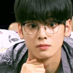 [댓글부탁해] 야 잘생긴 찐따랑 사귀는 삶 ㄱㄱ