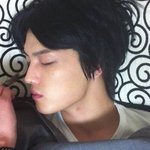 잠자는 <b>숲속</b>의 우리 오빠