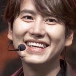 규현 <b>치아</b> 시술했어??