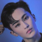 마크..슈퍼엠<b>흑발</b>...
