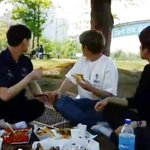 브이앱  중에 키스하는 커플  <b>아이돌이</b> 발견함