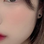 나 얼굴형 <b>보정</b> 개많이함