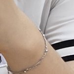 얘들아 <b>이</b> 팔찌 <b>촌</b>스러워?