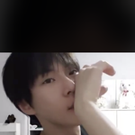 <b>도영</b> 이거 뭔방송임?