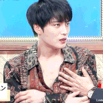 <b>할배</b>새끄야 우리오빠한테서 손 때!!!!!!!